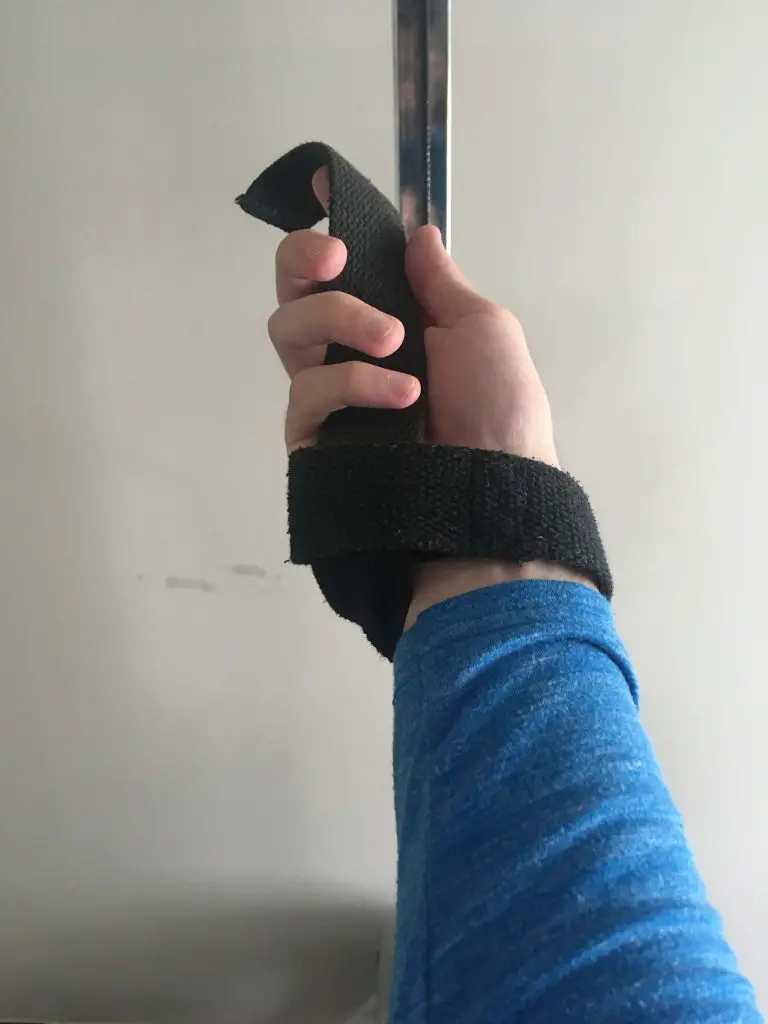 Should You Use Straps for Pull Ups or Lat Pulldowns Bodies By Byrne